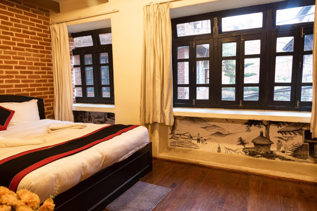 Tulaja Boutique Hotel Bhatgoan Екстериор снимка