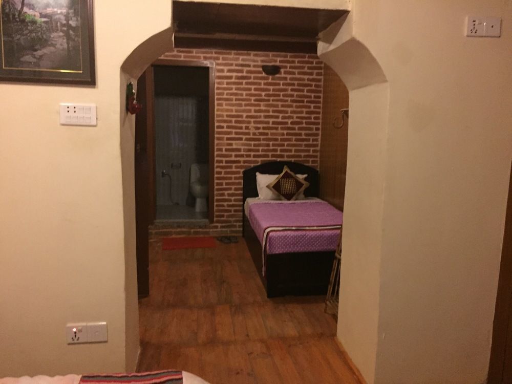 Tulaja Boutique Hotel Bhatgoan Екстериор снимка